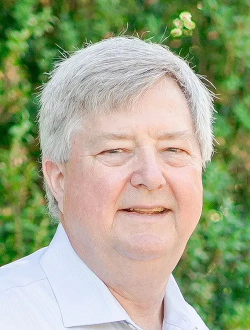 Headshot of Steve McKinney