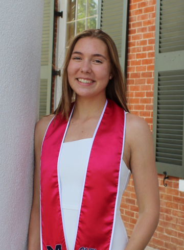 portrait of Samantha Oulette