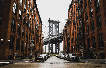 Dumbo, New York, United States by Redd Angelo