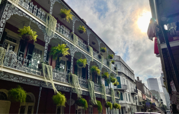 A building in downtown Bourbon Street in New Orleans. Canva photo.