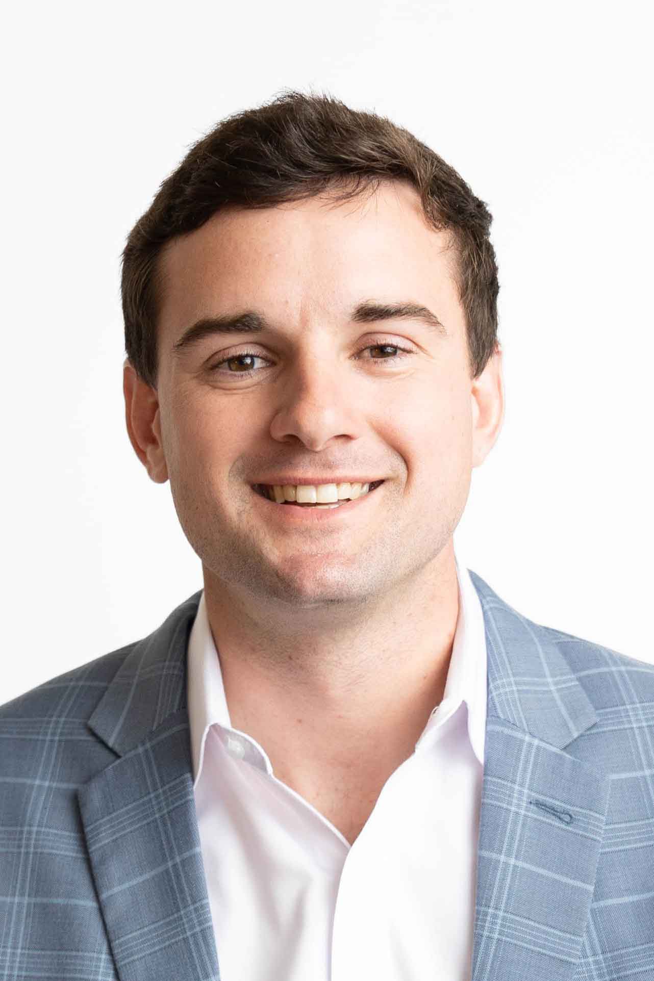 trevor_williams_headshot.jpg
