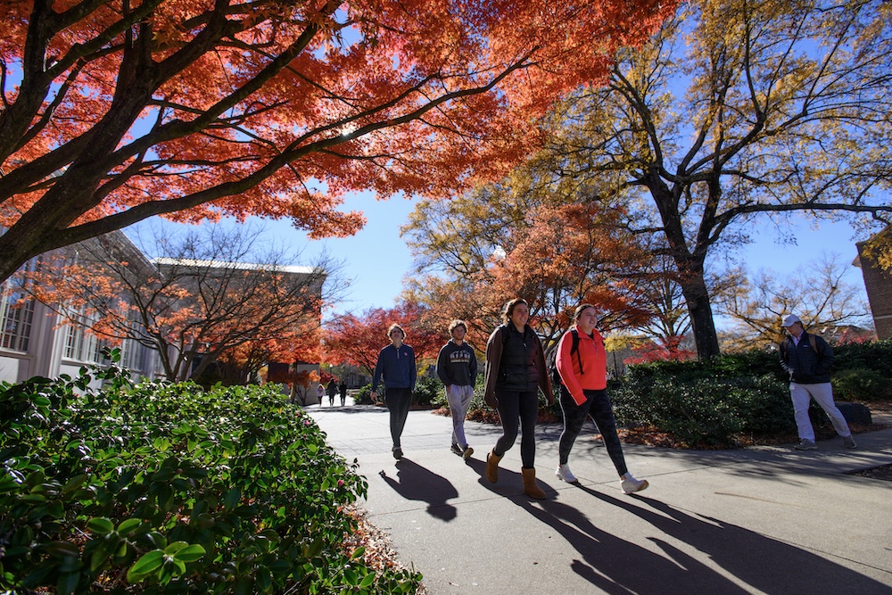 Students walk through the Quad at Ole Miss