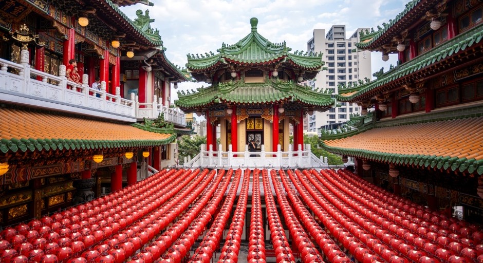 image of a Chinese temple with red lanterns filling the courtyard