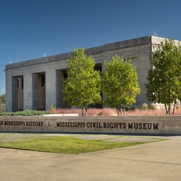 image of the outside of the museum on civil rights in Jackson, MS