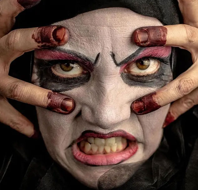 lauern bone bone in spooky makeup
