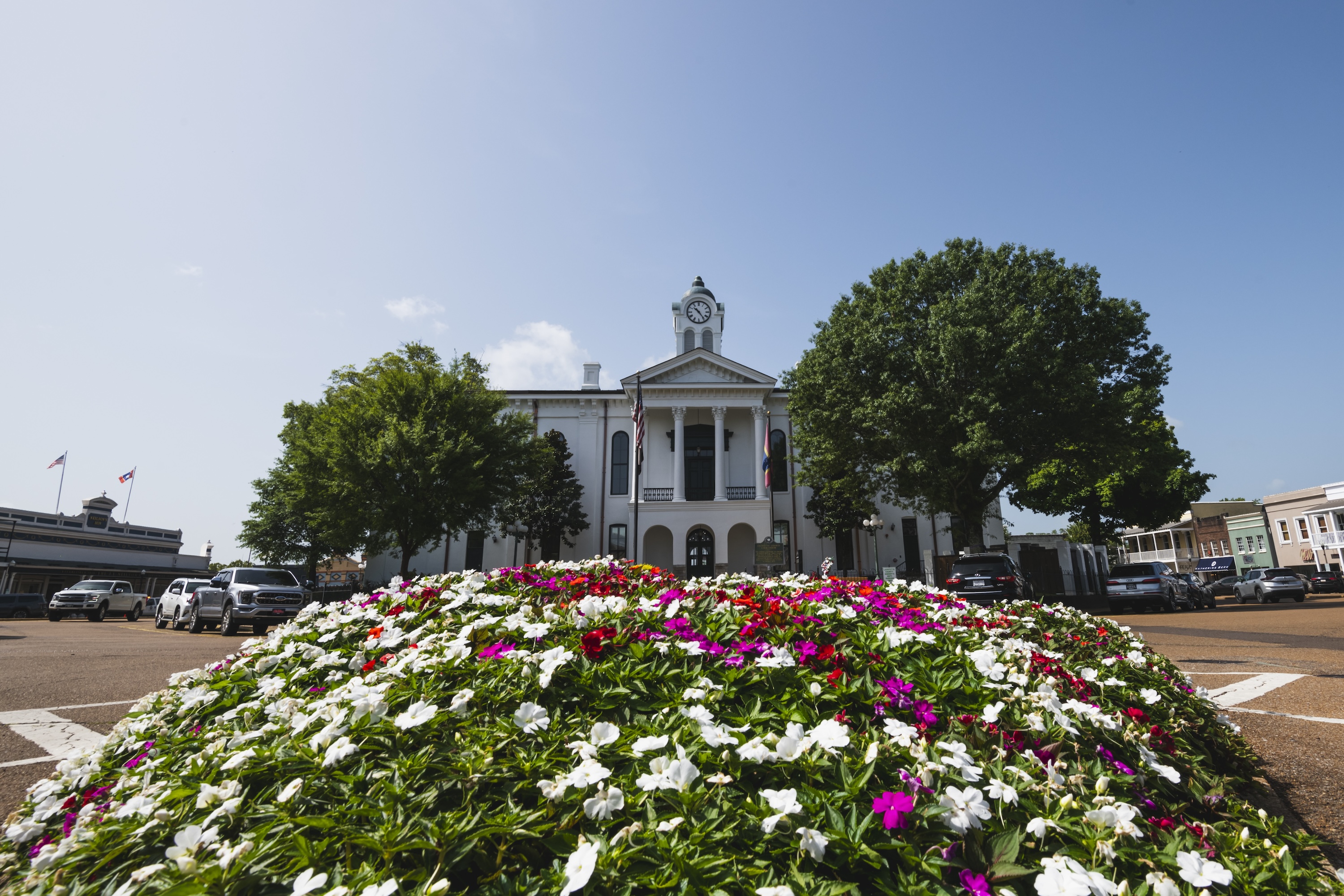 Exterior of the courthouse on the Oxford town square