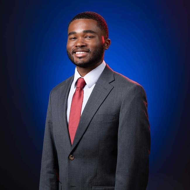 Edward Hunter studio headshot