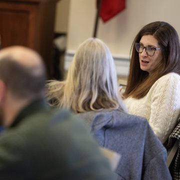 Faculty members discuss active learning at a recent CETL event