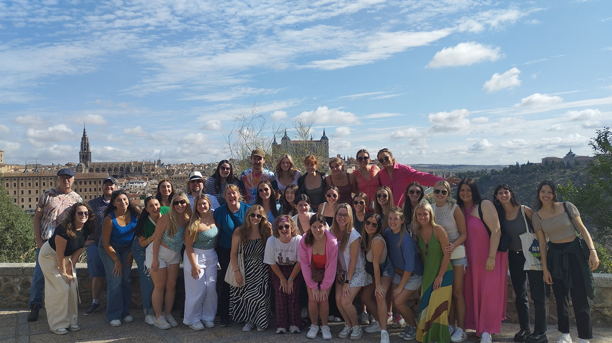 Students and professors pose for a group photo in Toledo, Spain.