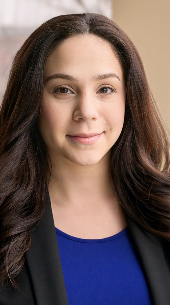 Headshot of a young woman.
