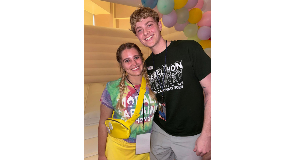 An image of Jesse Gordon and a friend.